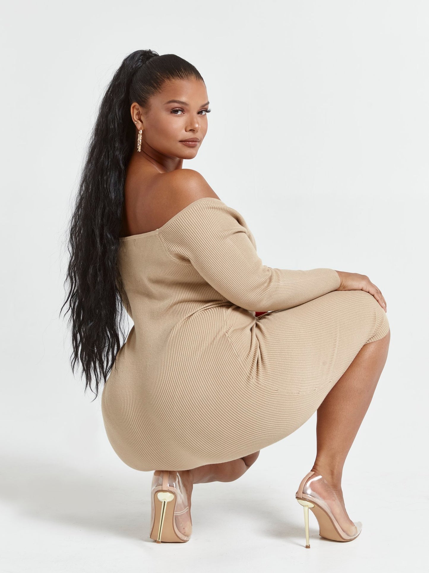 #color:TAUPE