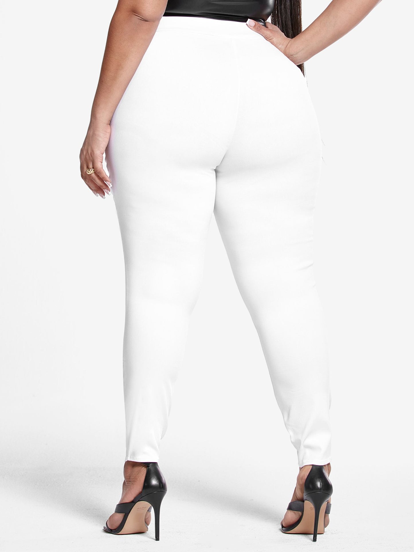 #color:WHITE