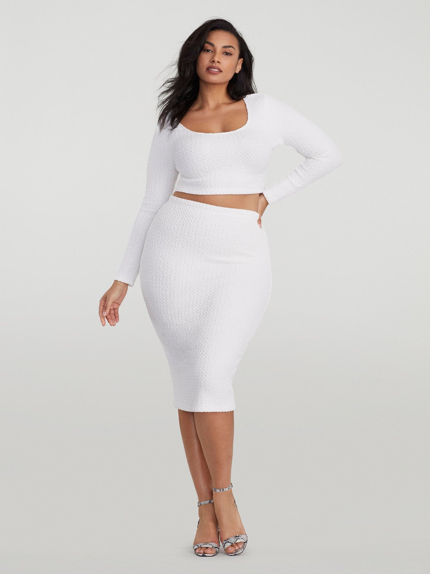 #color:WHITE