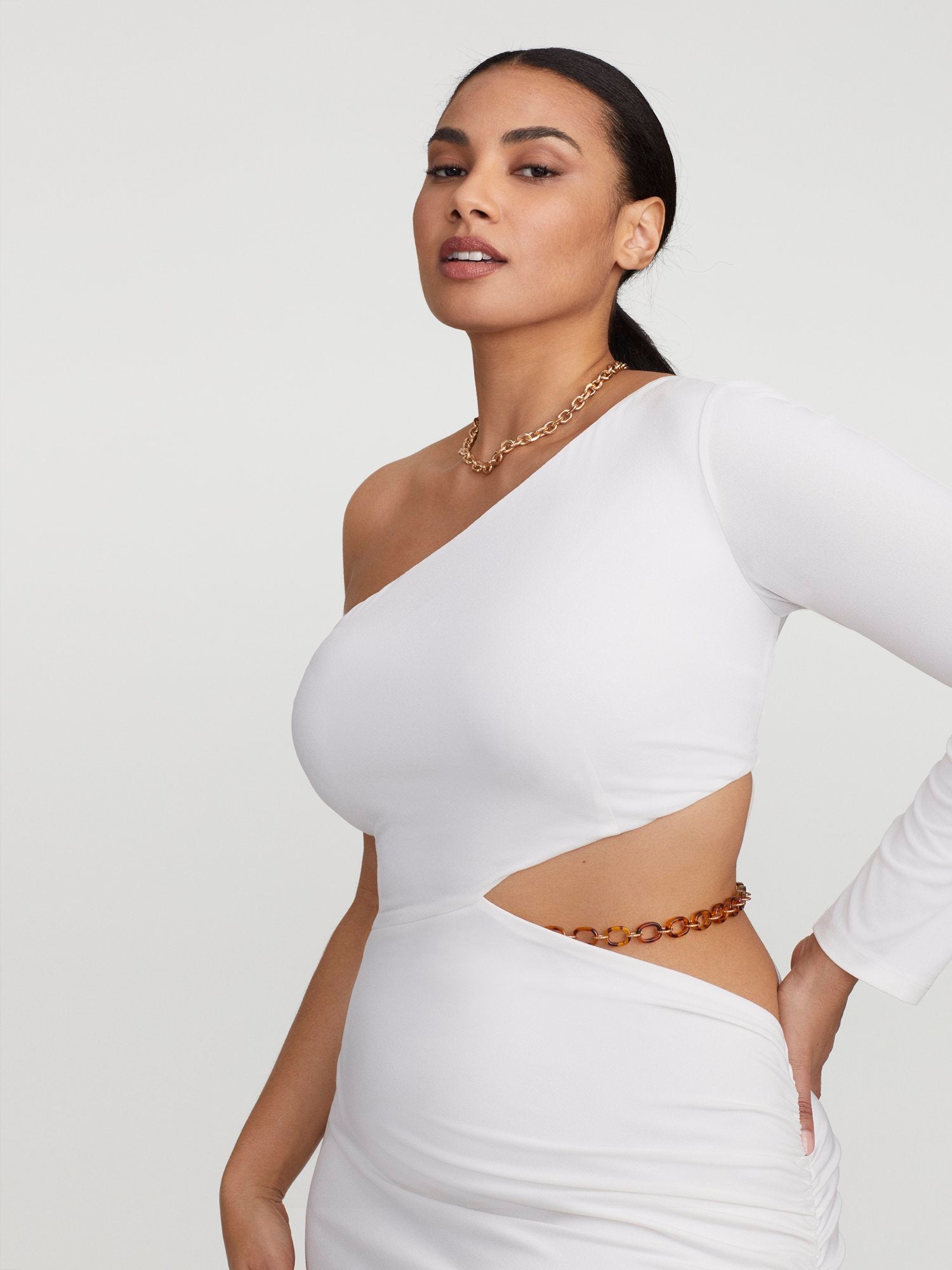 #color:WHITE