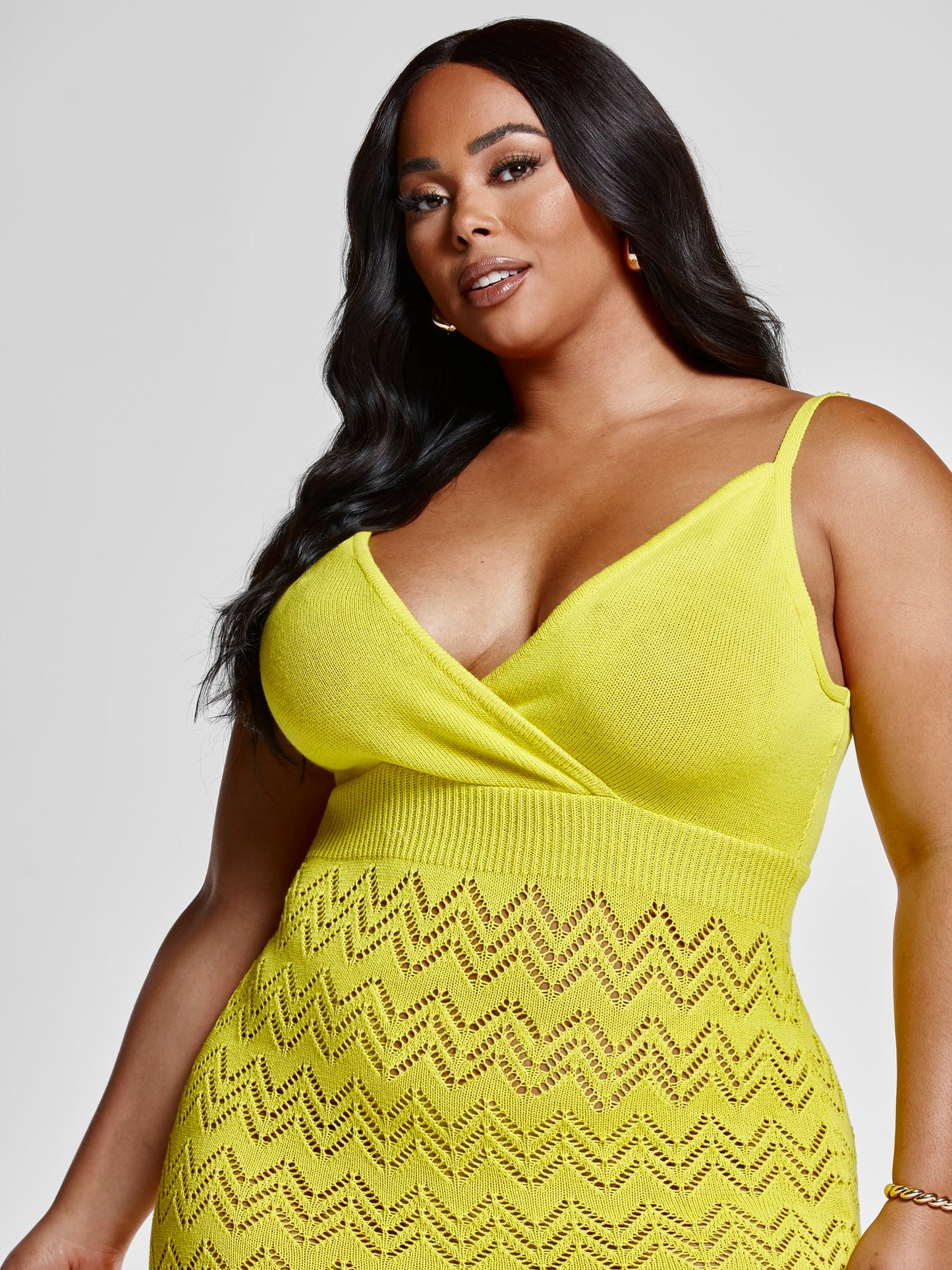 #color:YELLOW