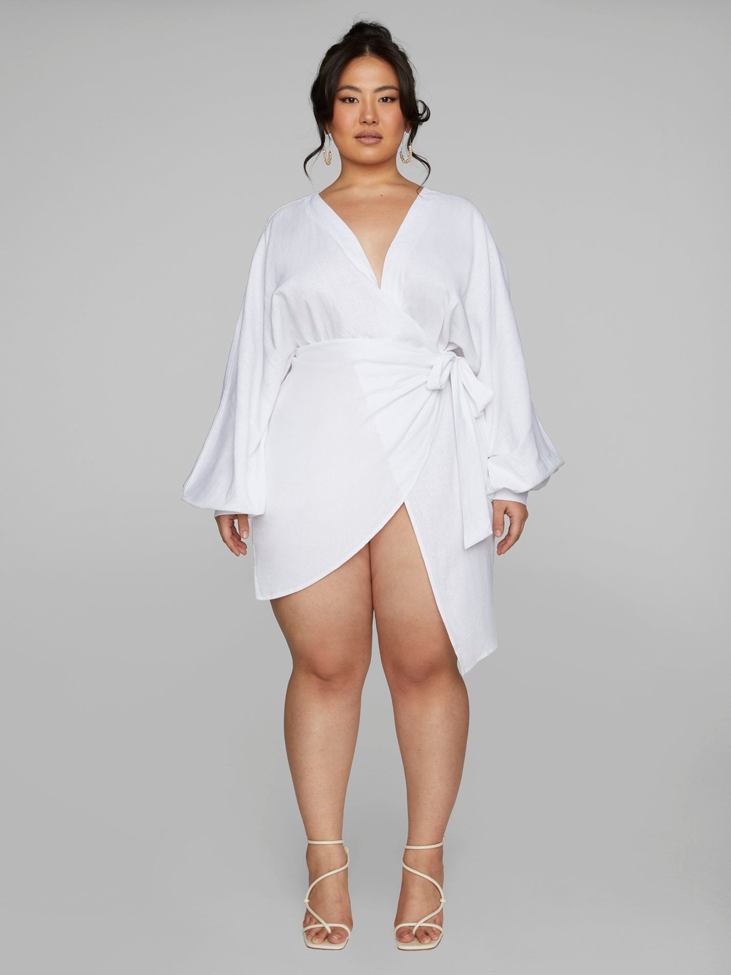 #color:WHITE