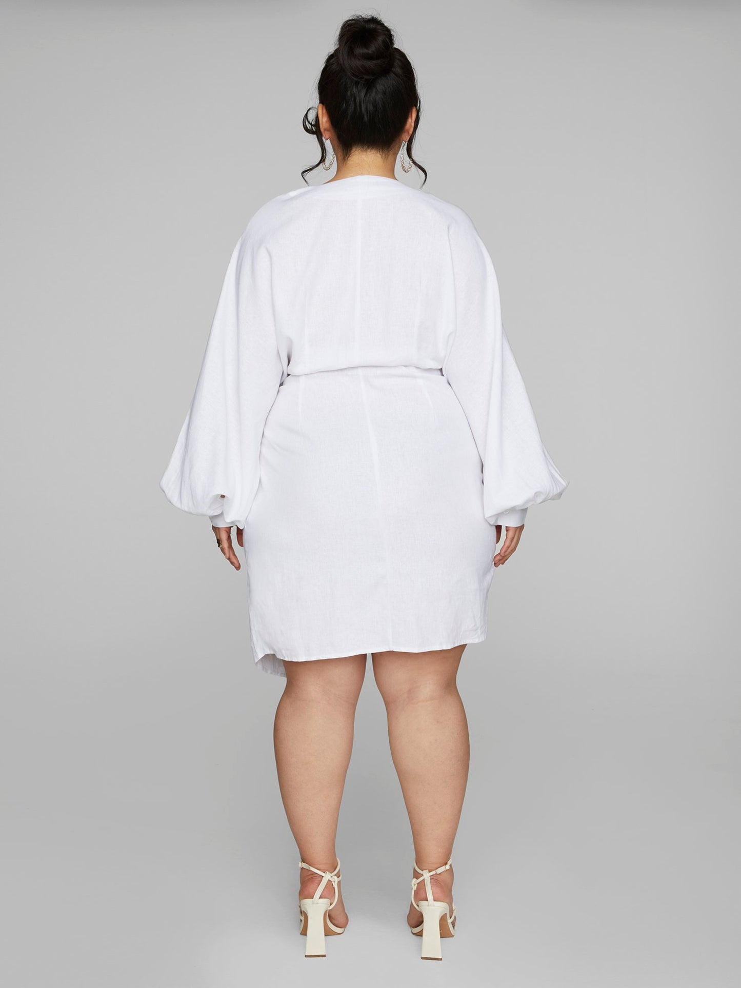 #color:WHITE