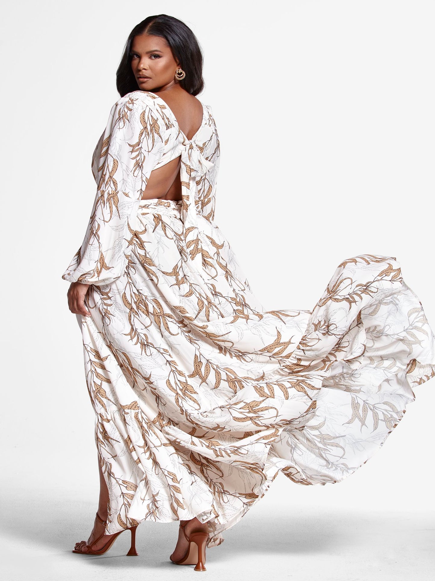 #color:IVORY