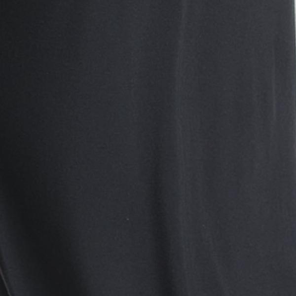 #swatch:BLACK