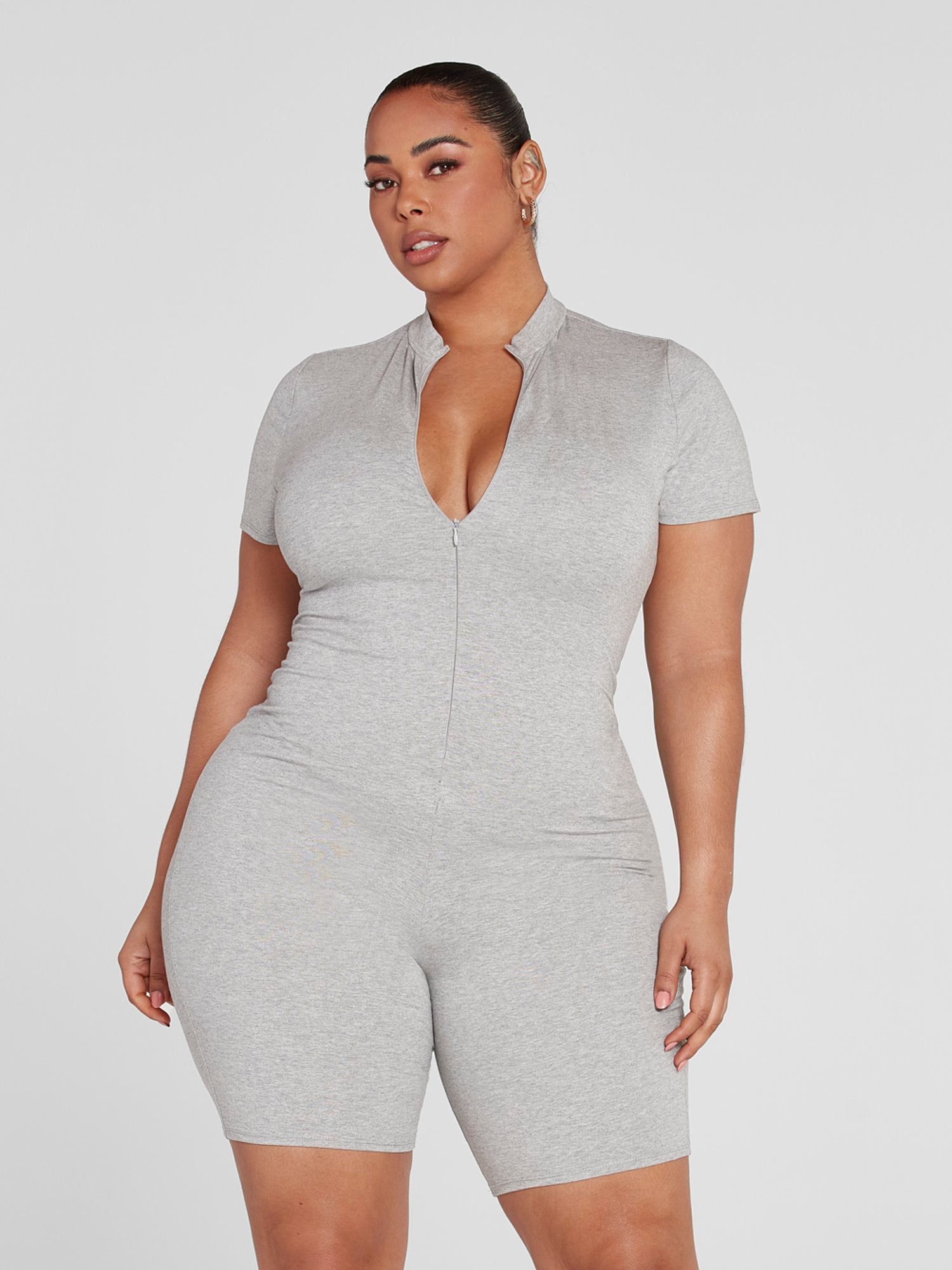 #color:GREY