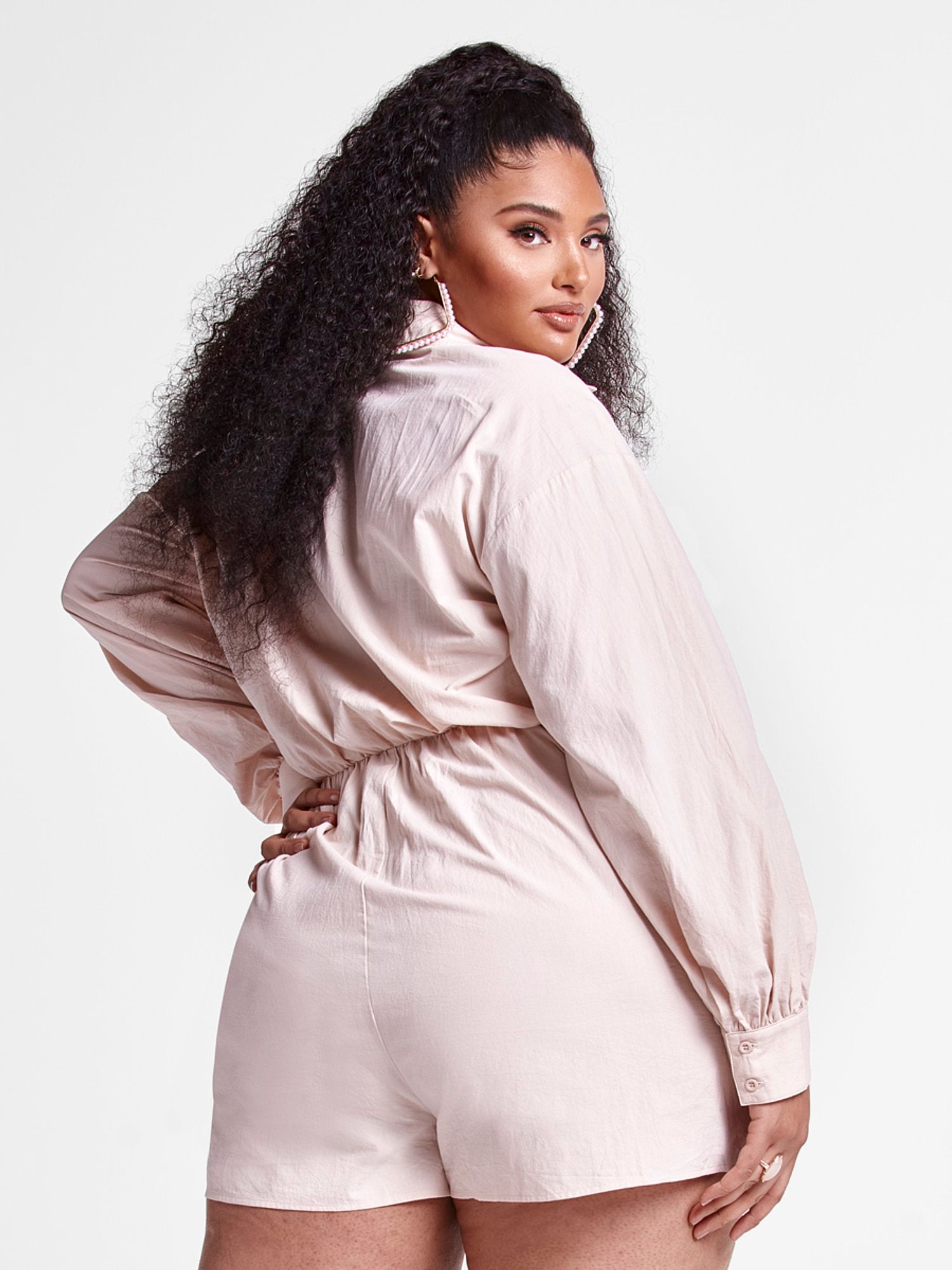 #color:BEIGE