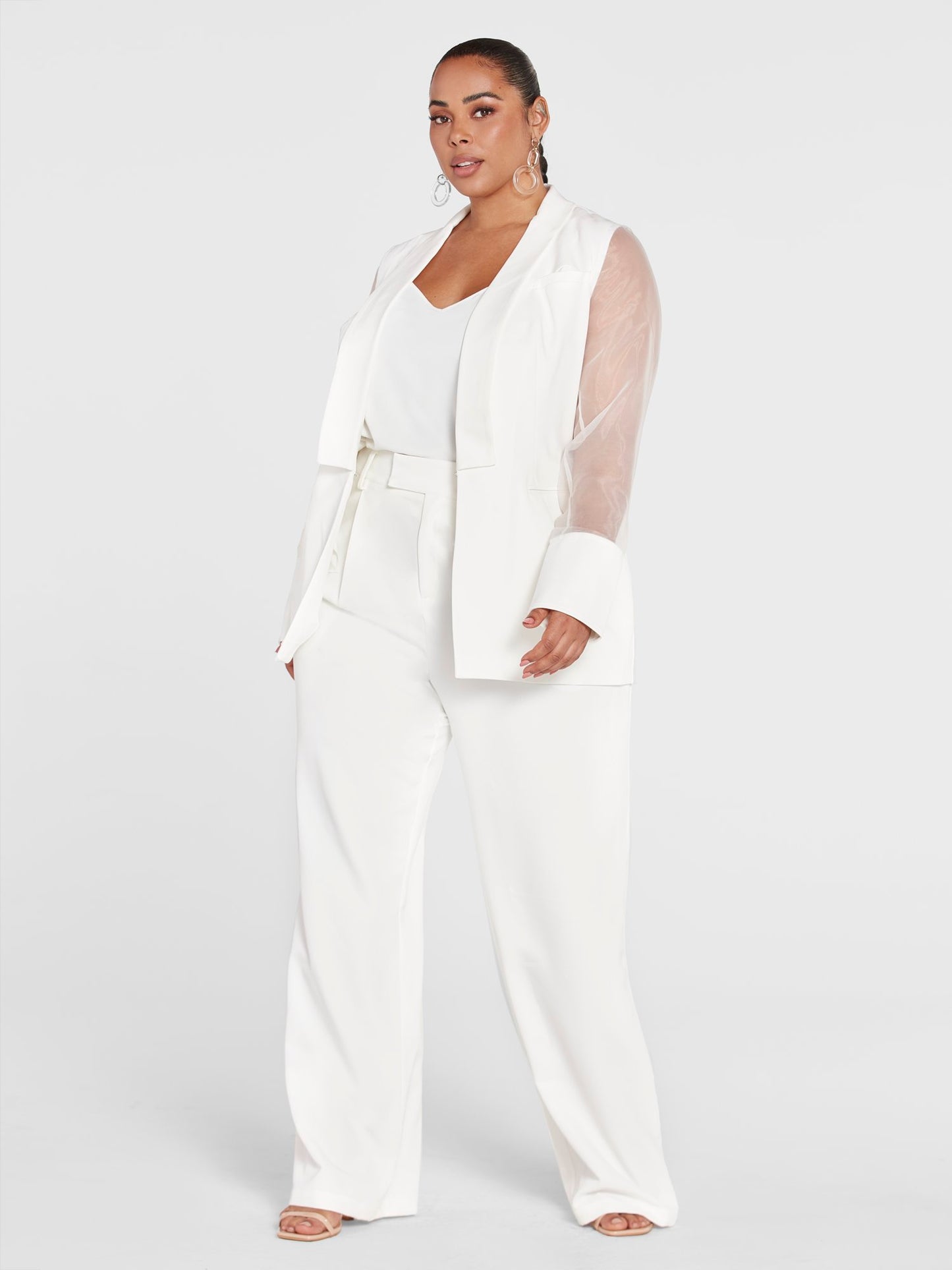 #color:IVORY