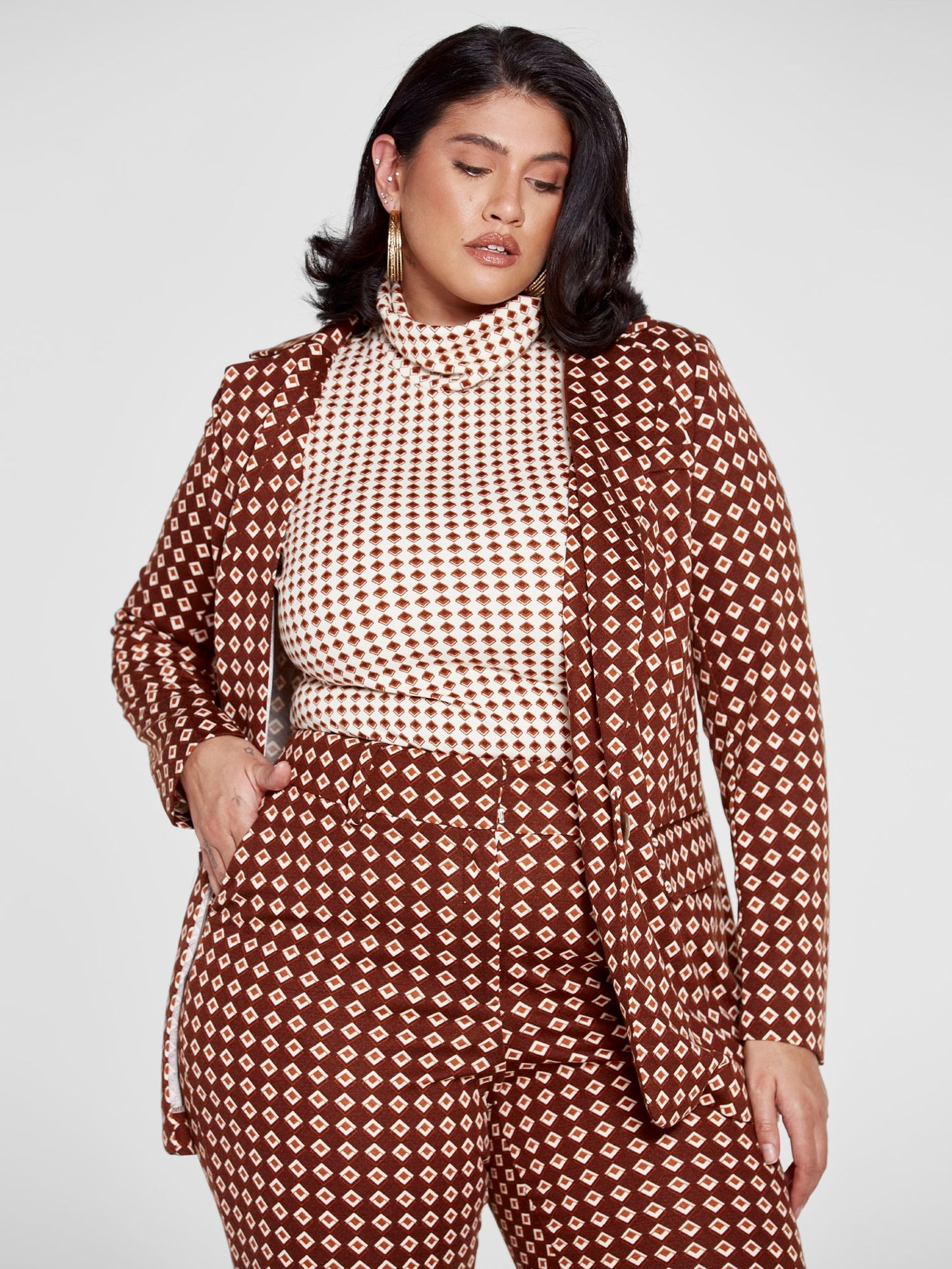 #color:BROWN