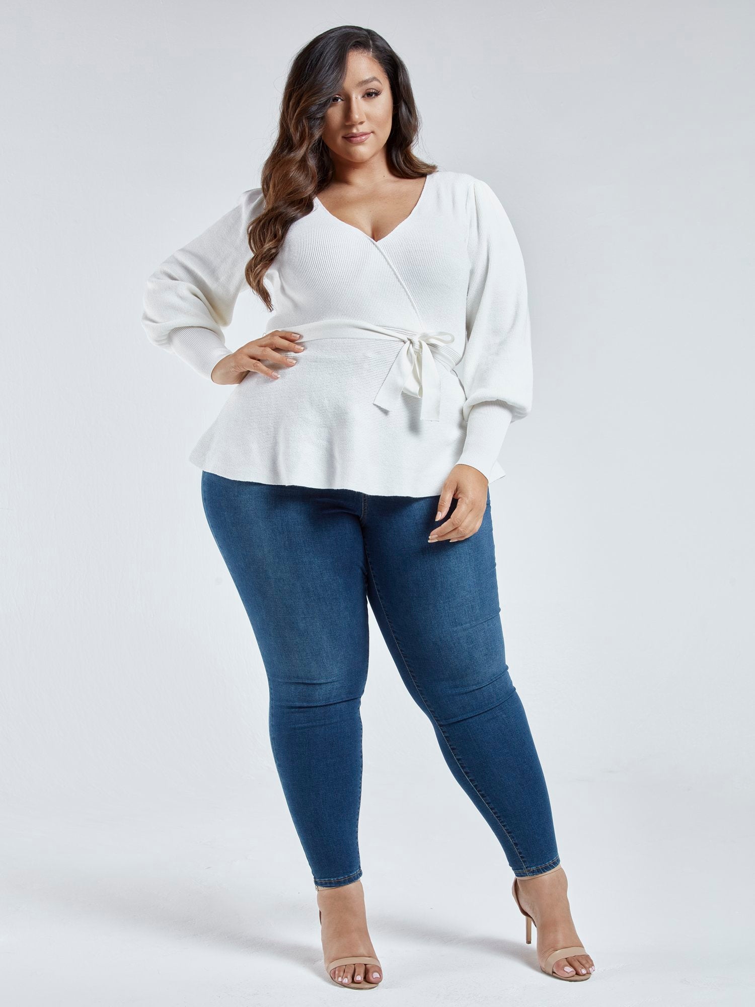 #color:IVORY