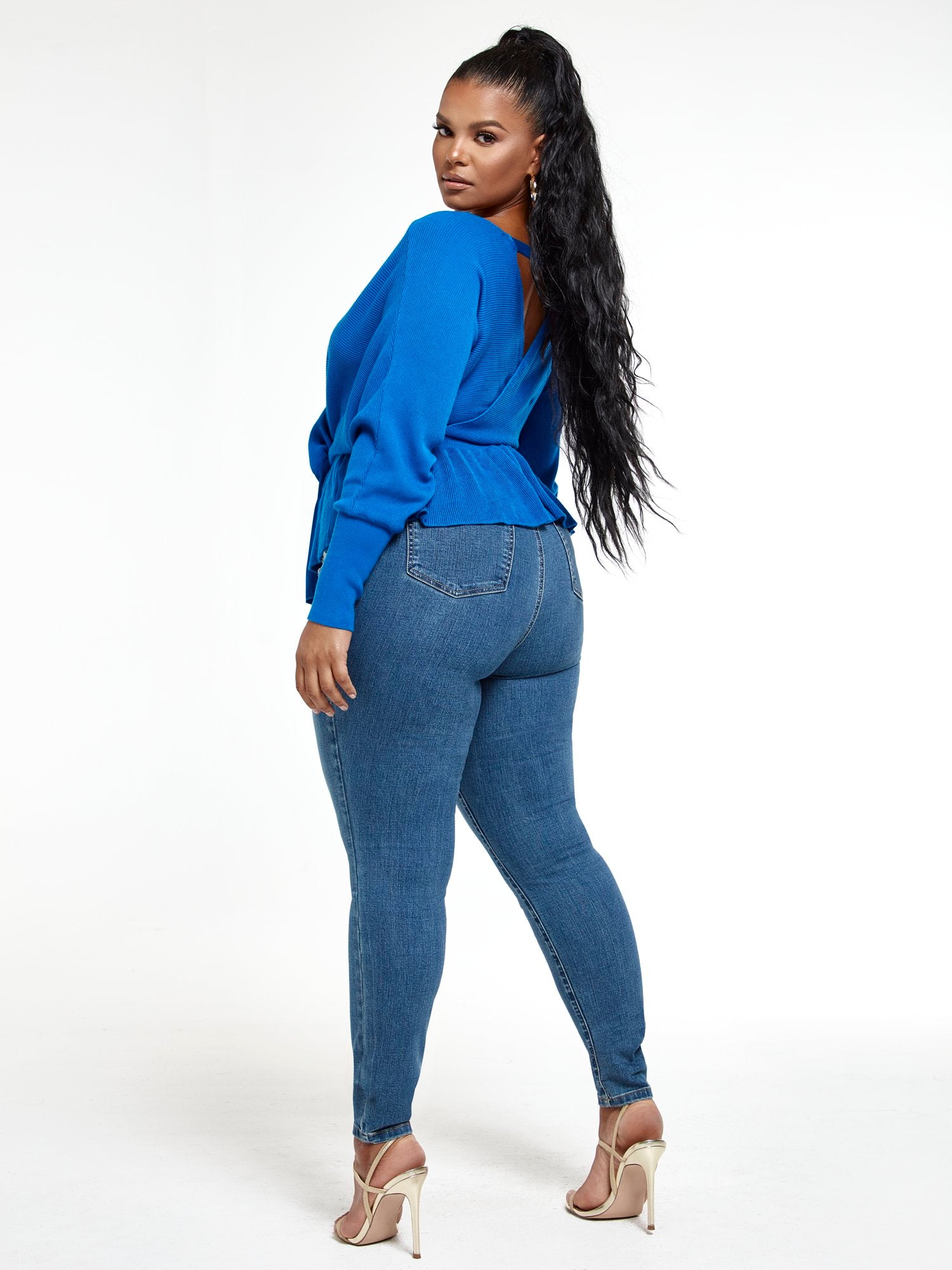#color:BLUE
