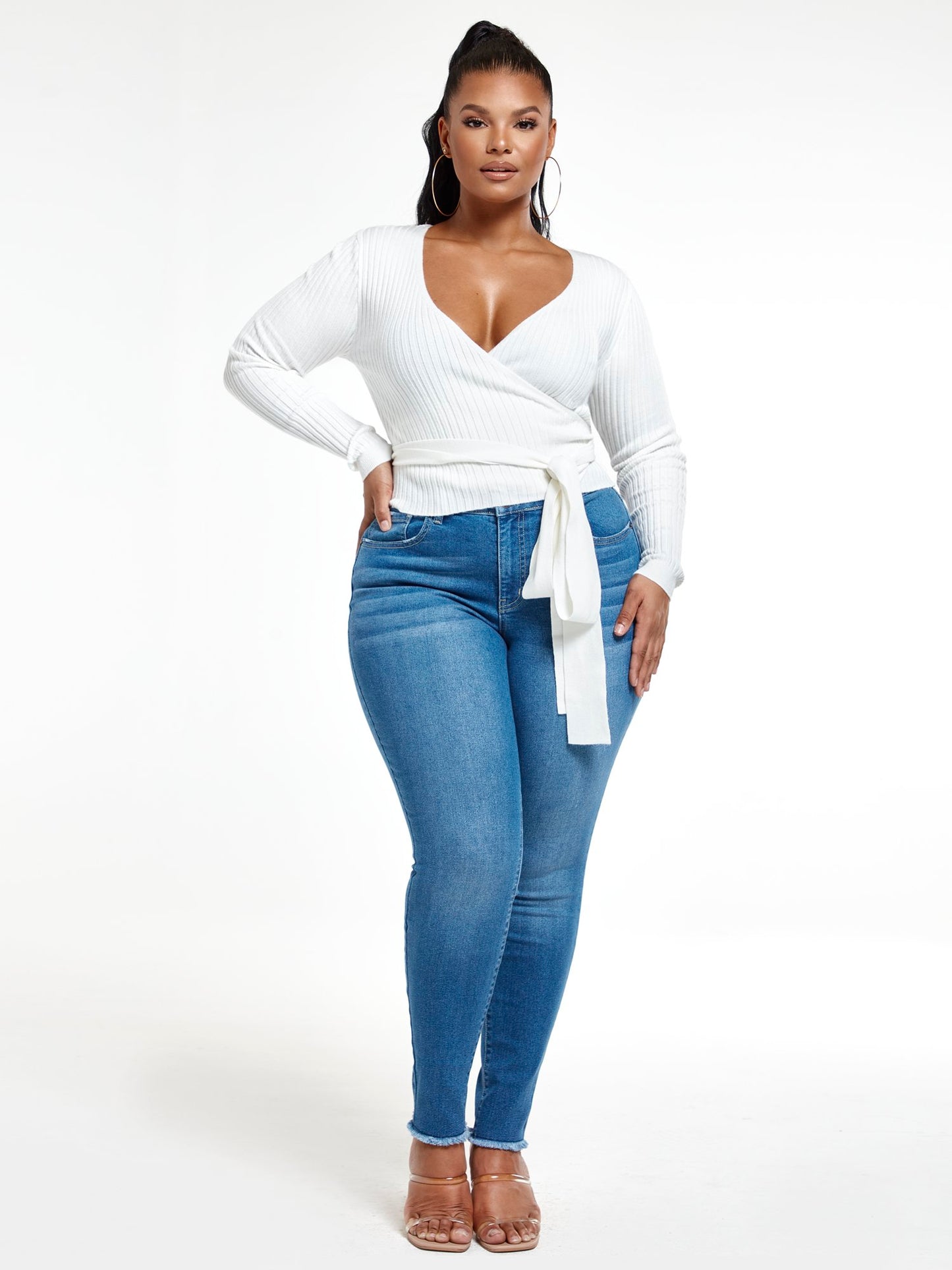 #color:IVORY