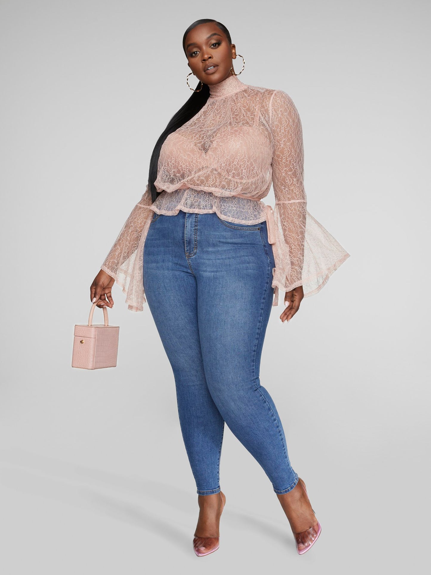 #color:CREAM