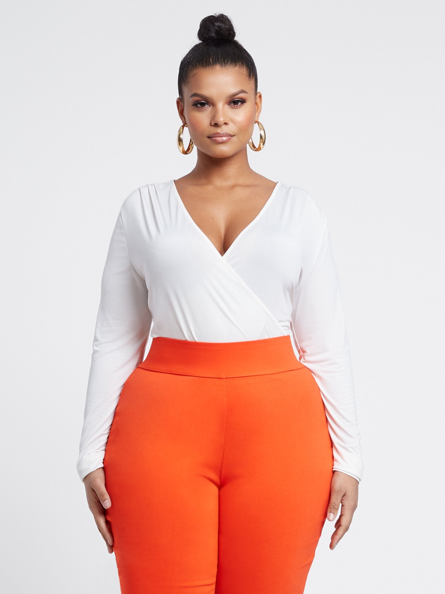 #color:IVORY