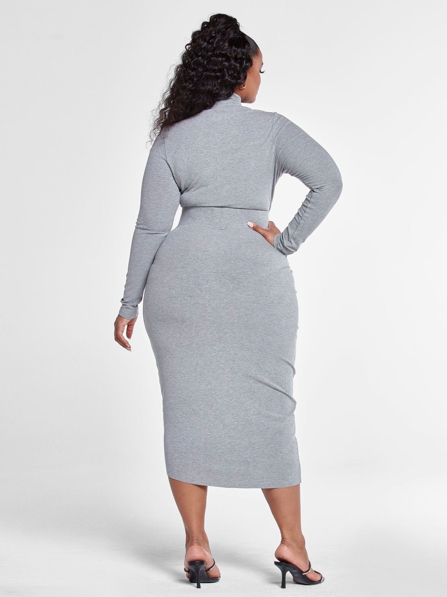 #color:GREY