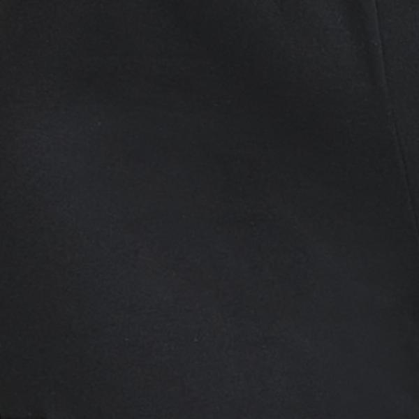 #swatch:BLACK