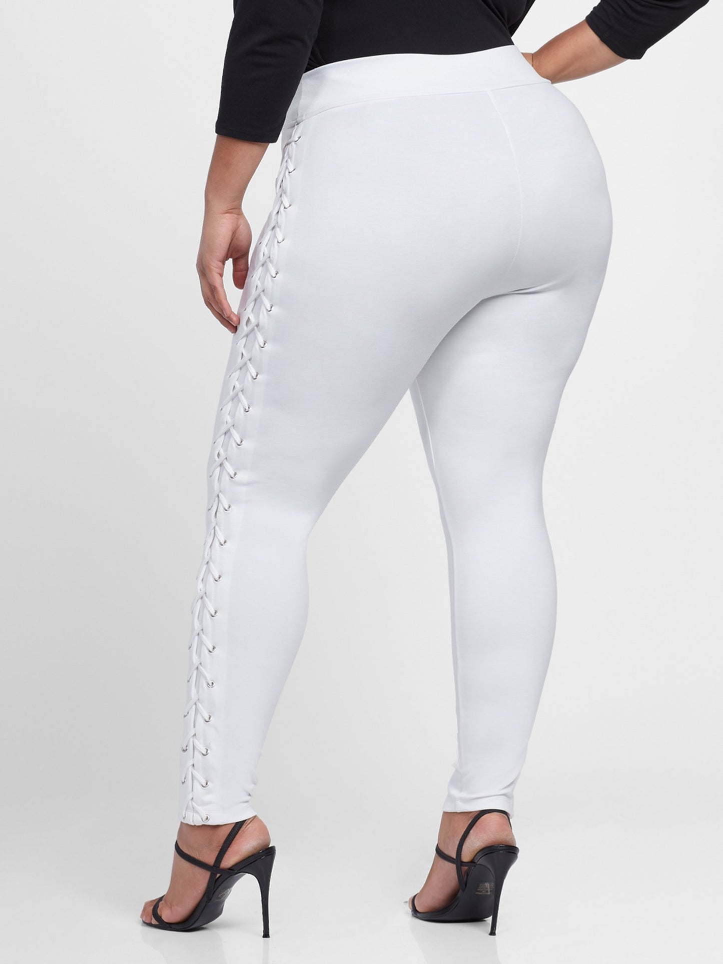 #color:WHITE