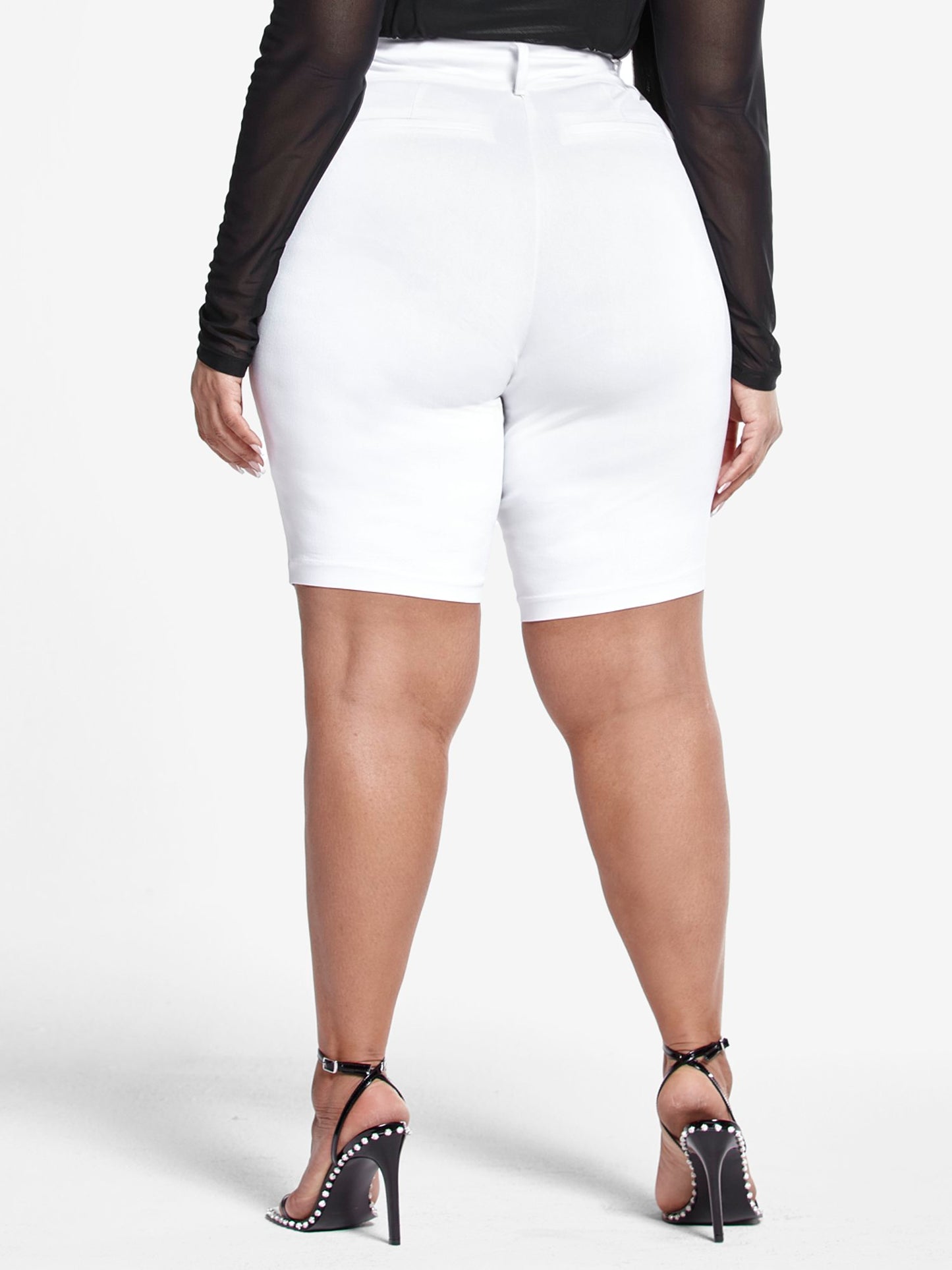 #color:WHITE