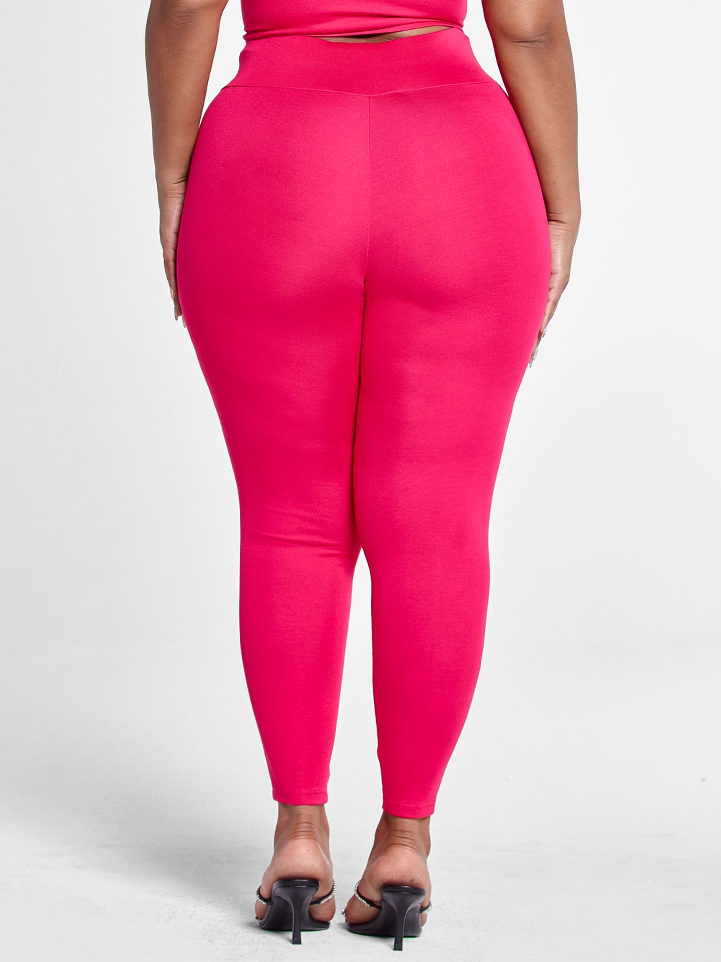 #color:PINK