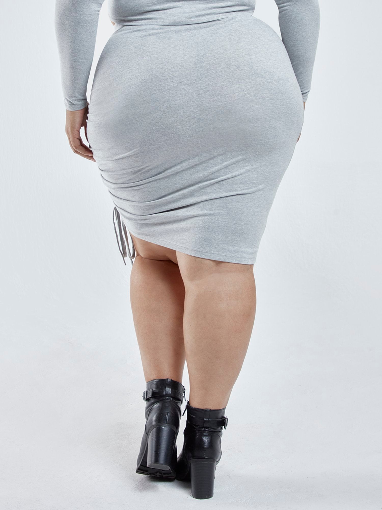#color:MEDIUM HEATHER GREY