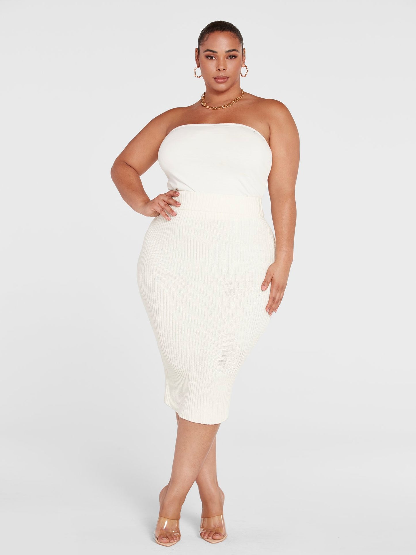#color:IVORY
