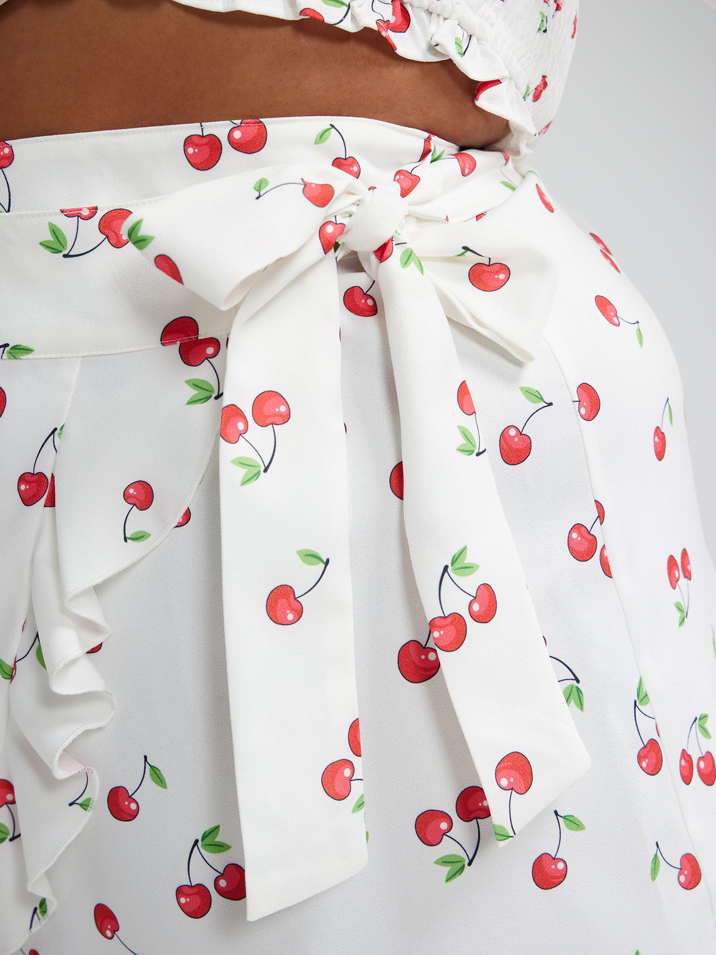 #color:WHITE