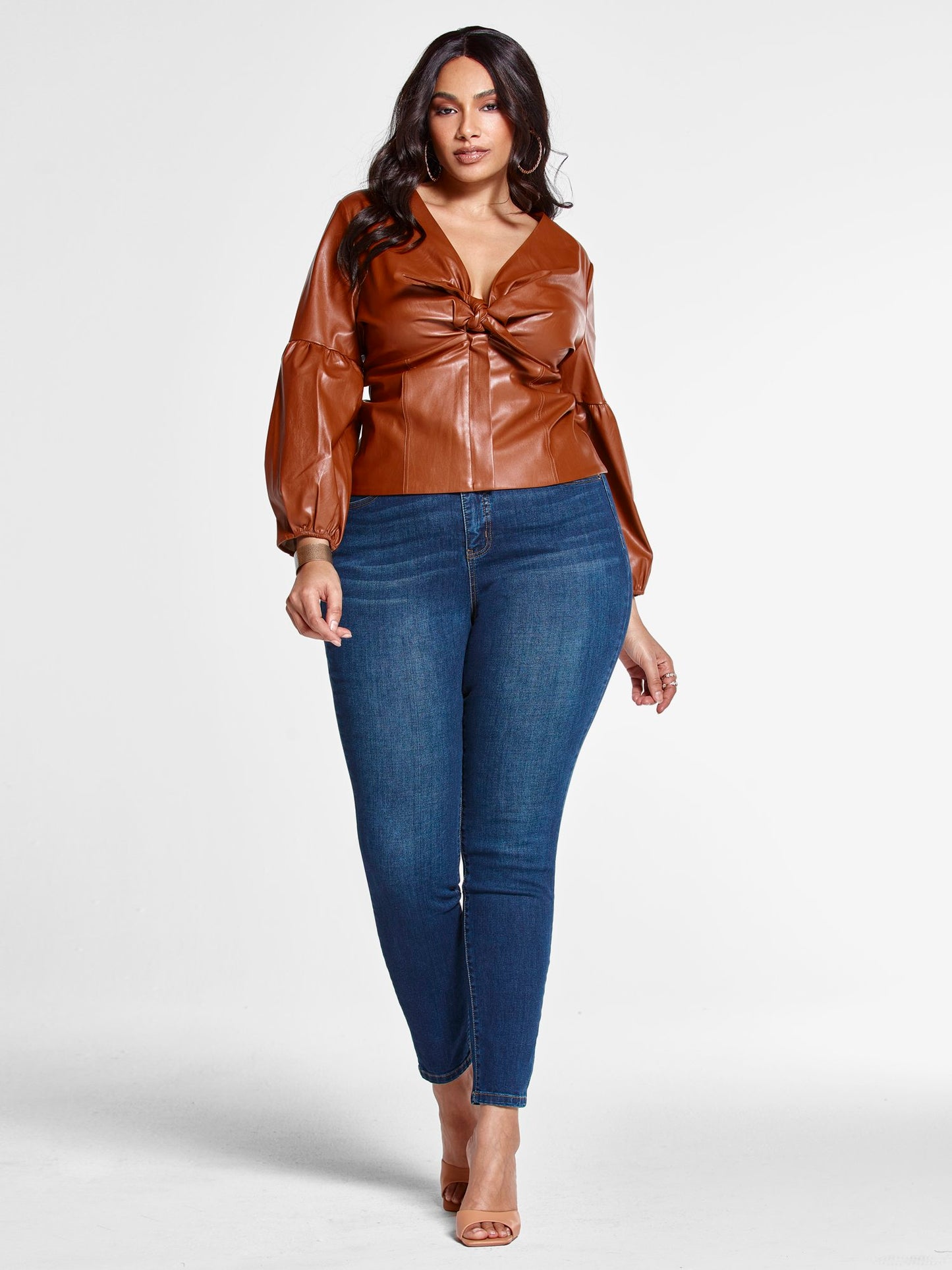 #color:CIGAR BROWN