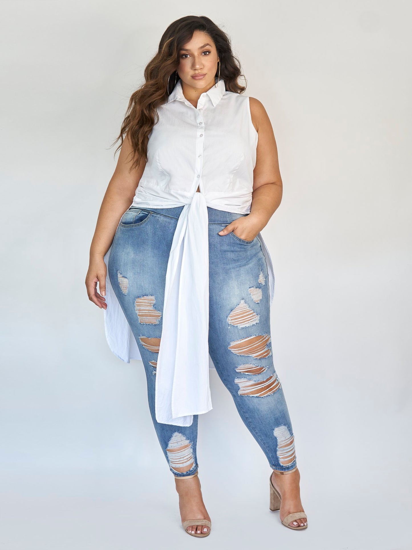 #color:WHITE