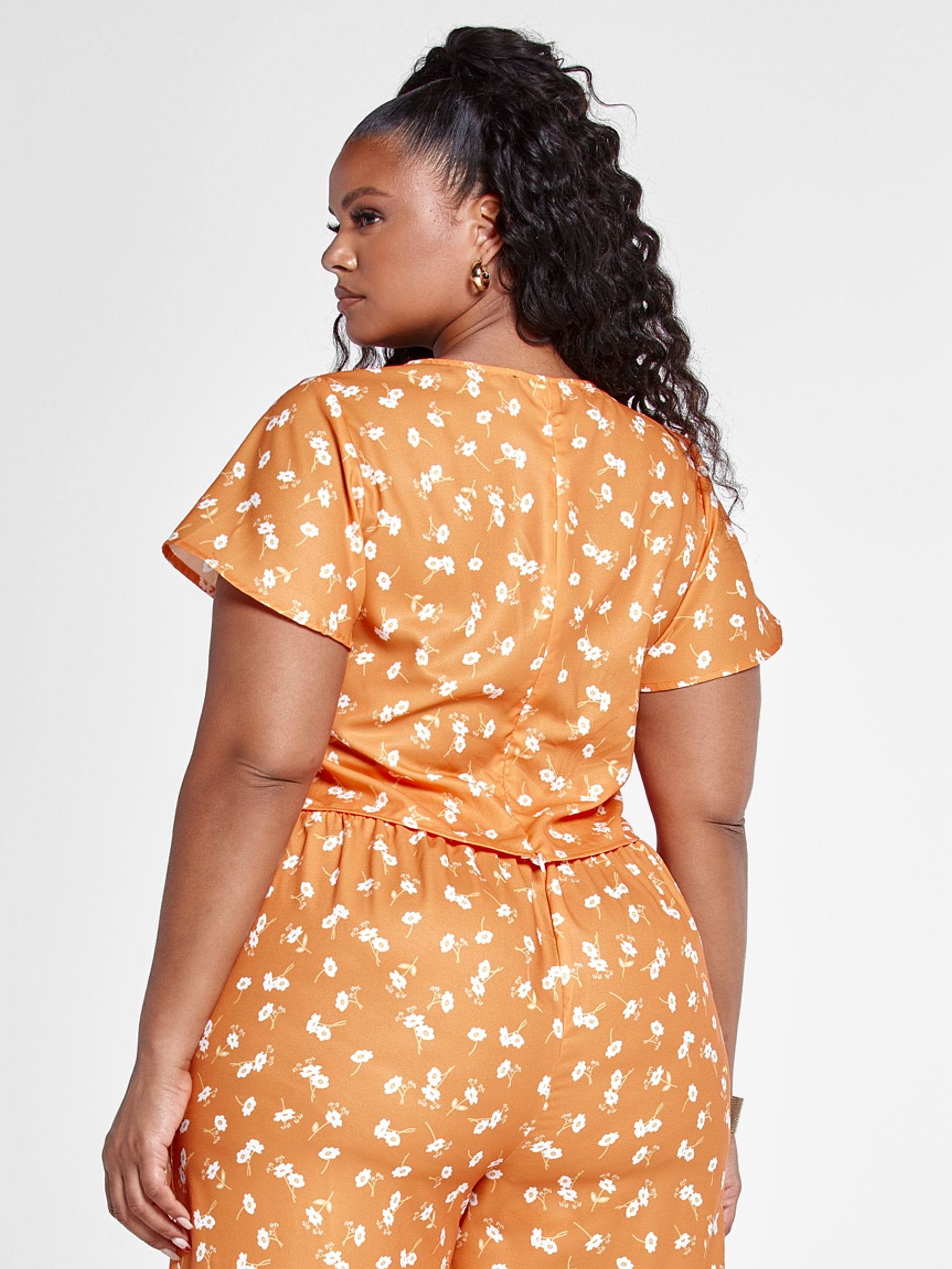 #color:ORANGE