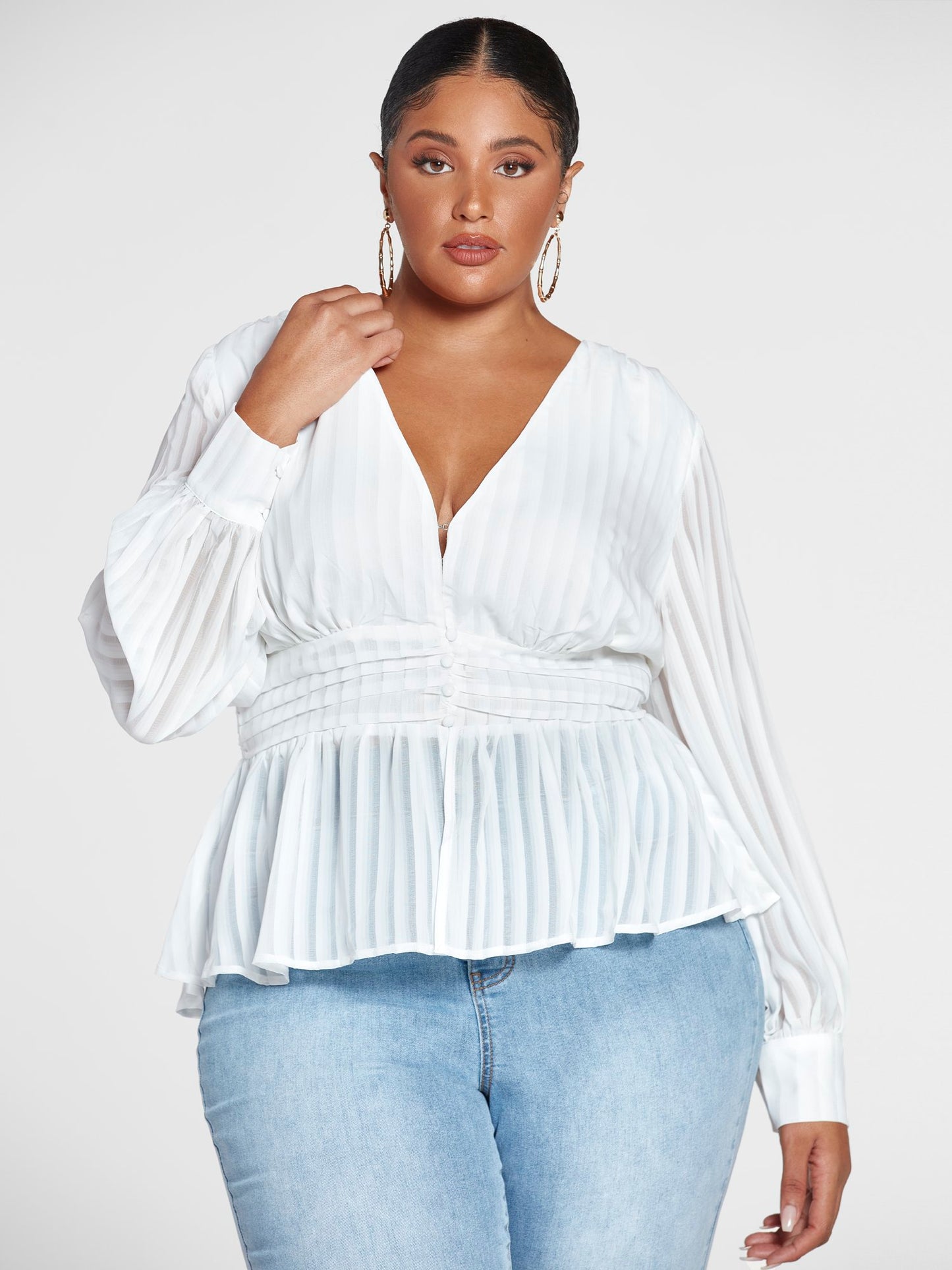 #color:IVORY