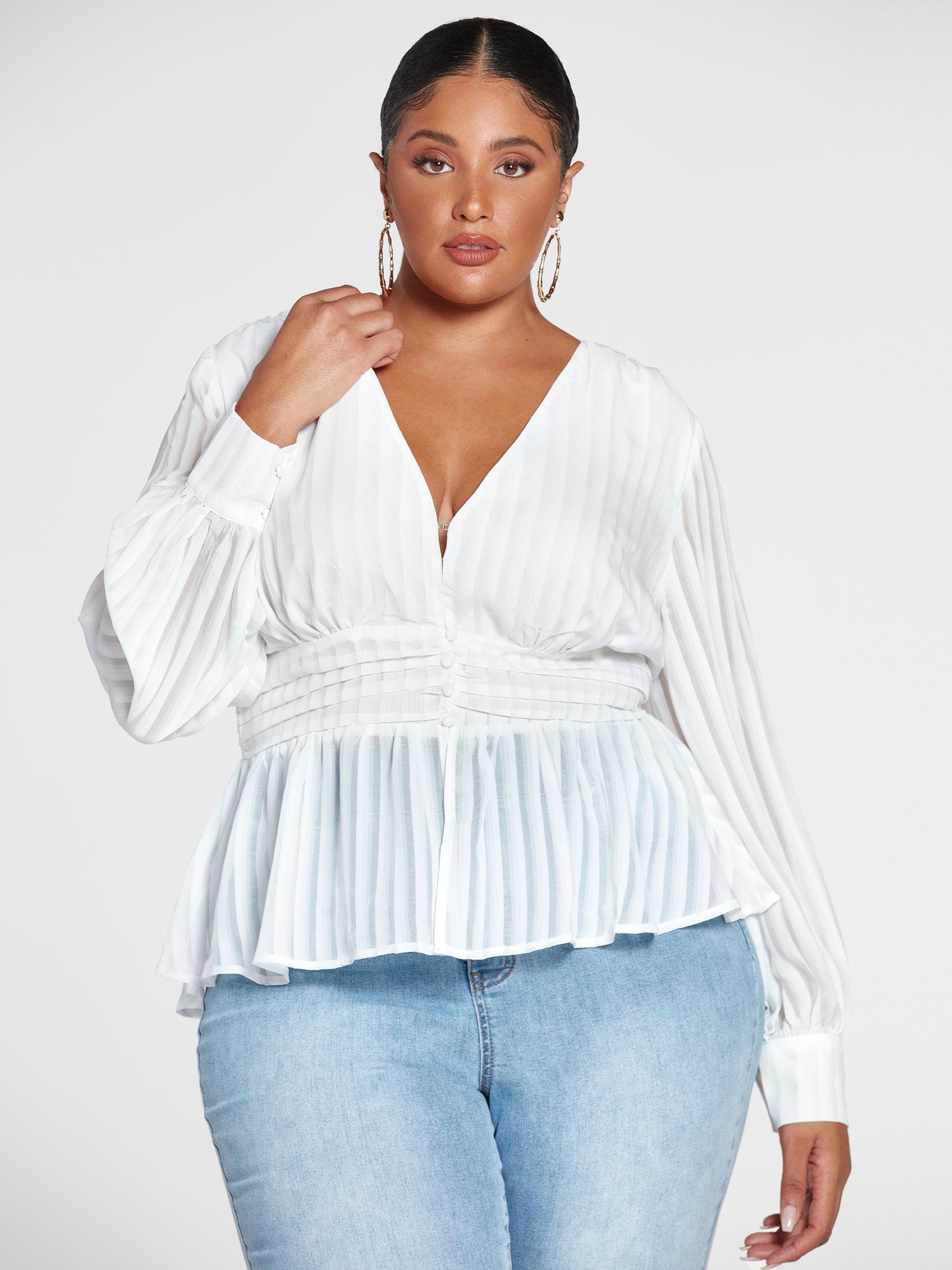 #color:IVORY