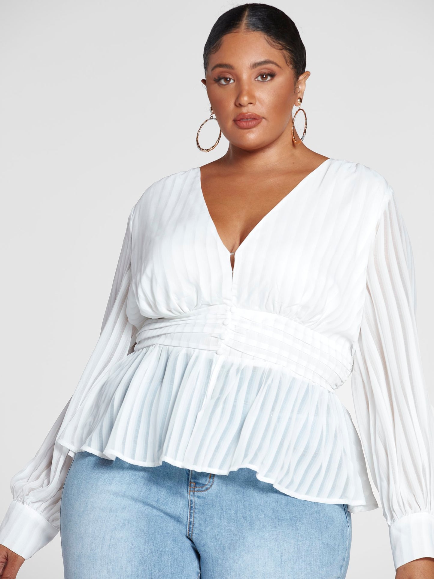 #color:IVORY