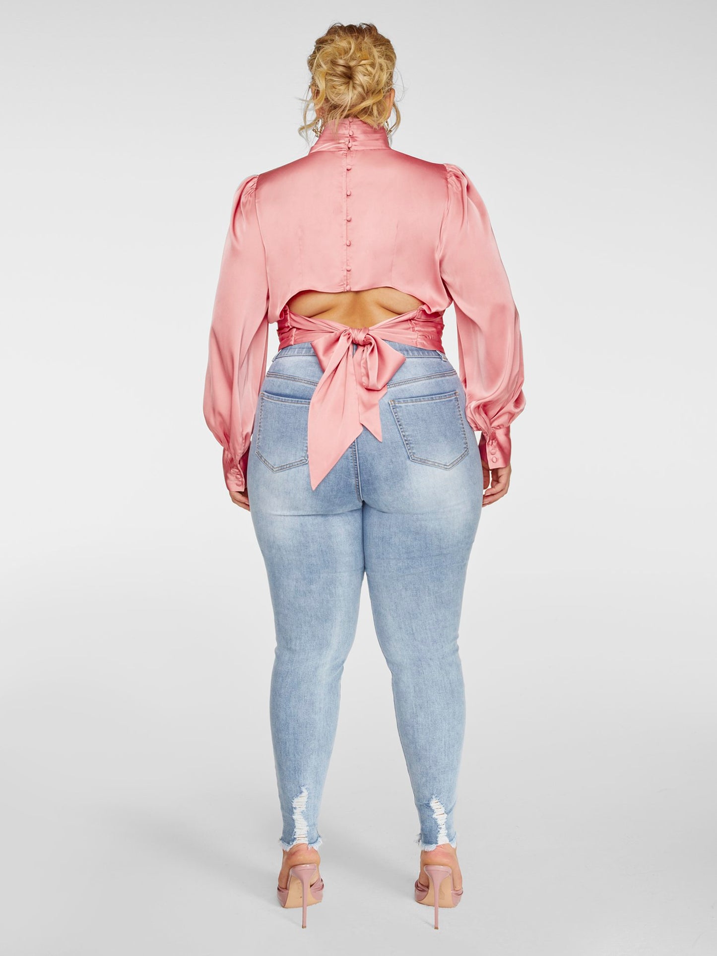 #color:BLUSH
