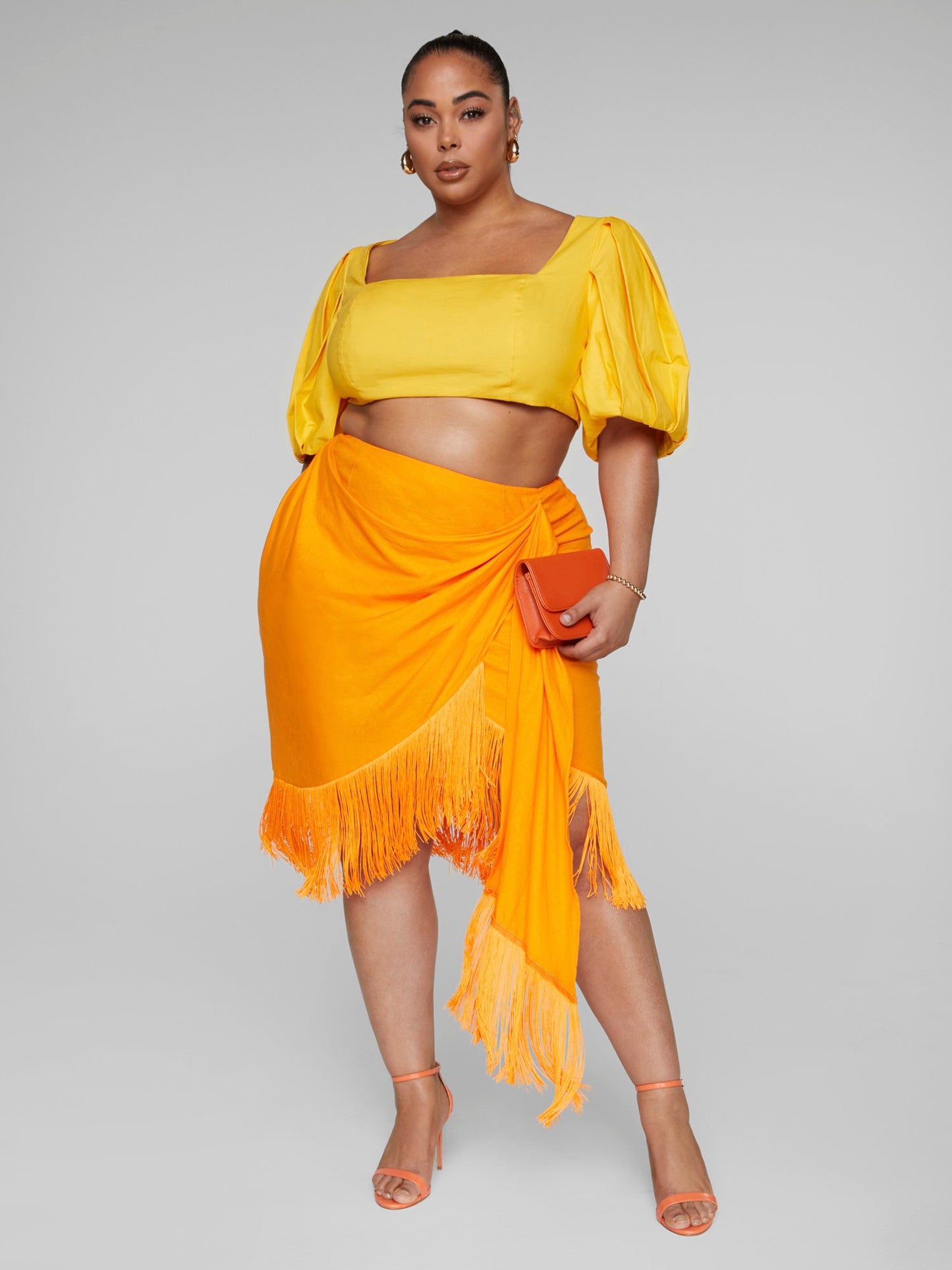 #color:YELLOW