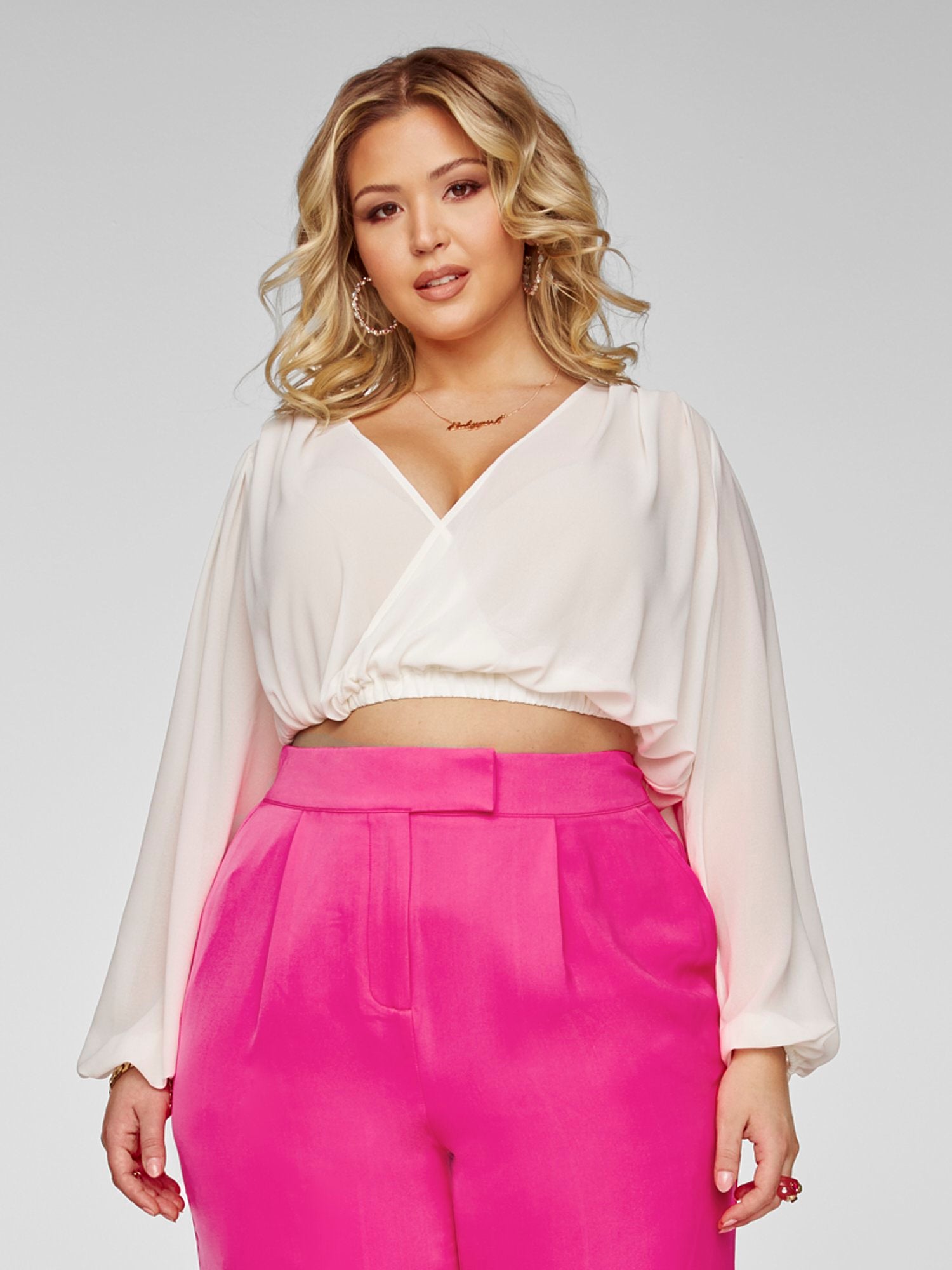 #color:IVORY